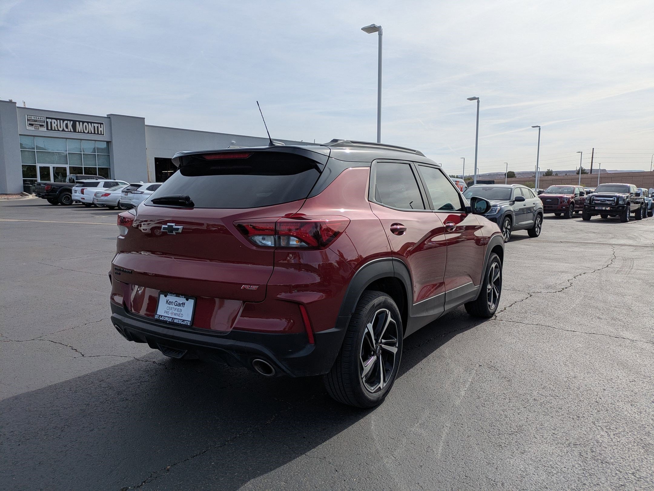 Used 2023 Chevrolet TrailBlazer RS w/ Sun and Liftgate Package image 3
