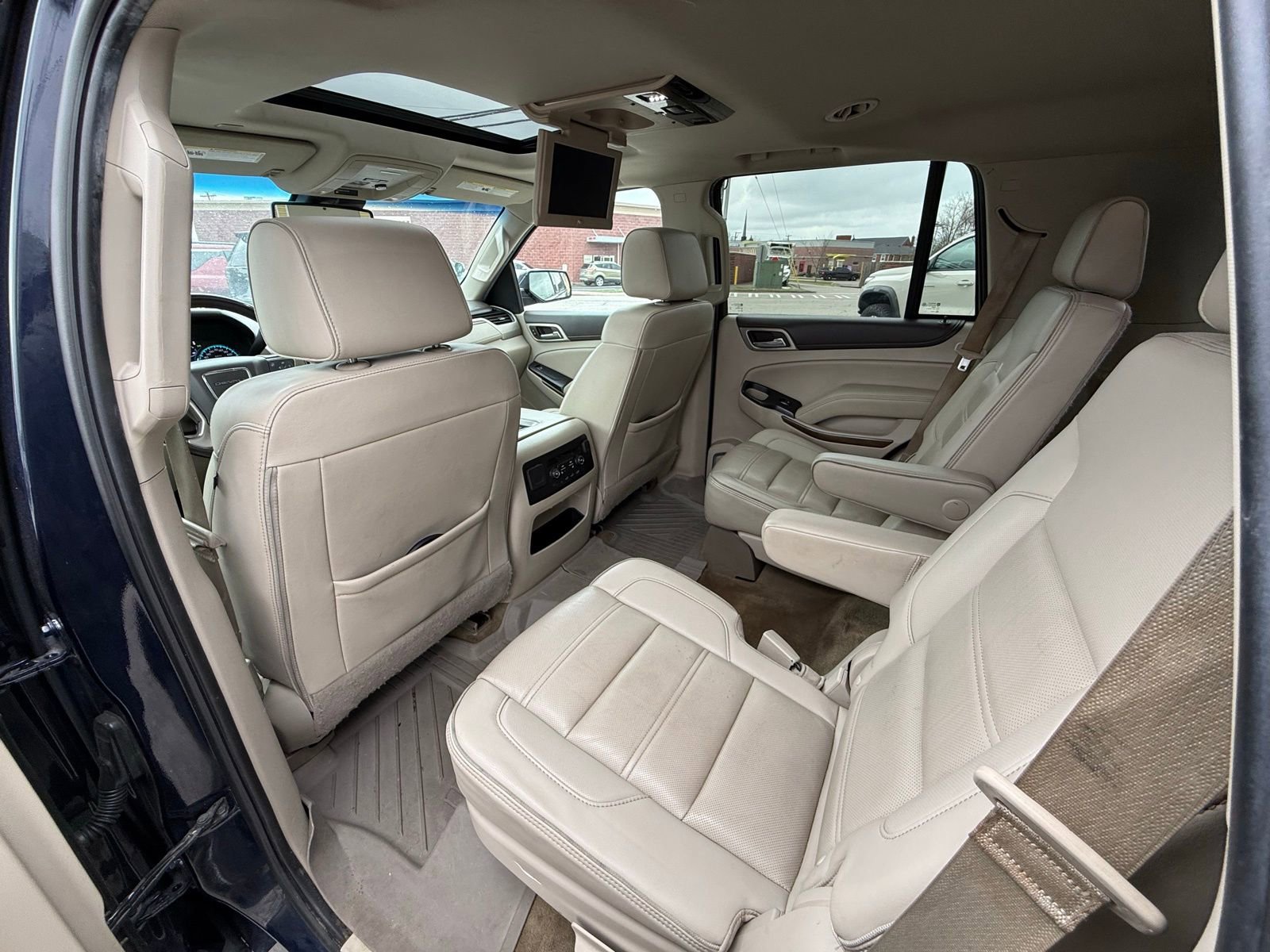 Used 2018 GMC Yukon Denali w/ Open Road Package image 26