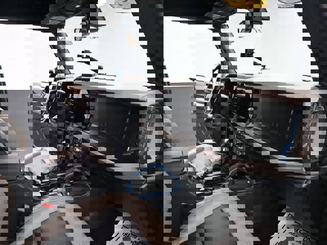 Used 2023 Ford Bronco Wildtrak AWD/4WD image 10