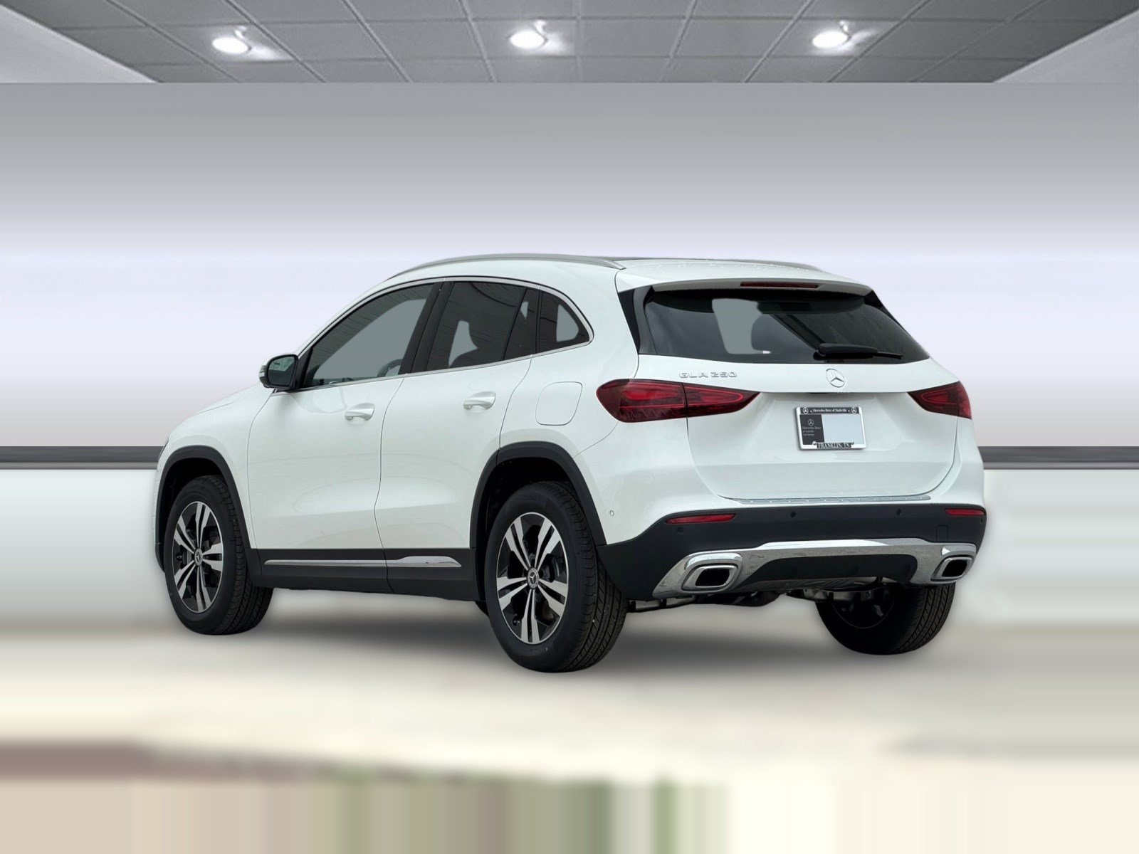Used 2026 Mercedes-Benz GLA 250 image 3