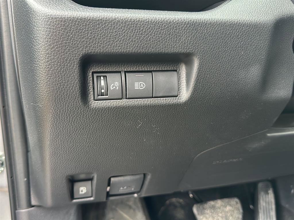 Certified 2025 Toyota RAV4 XLE image 18