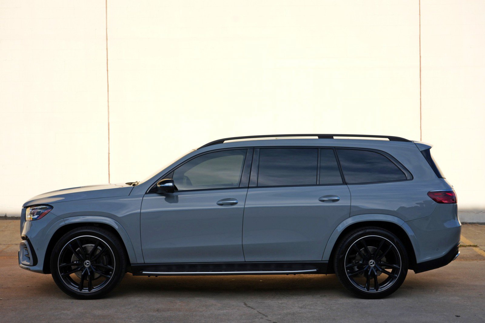 Used 2024 Mercedes-Benz GLS 580 4MATIC image 61