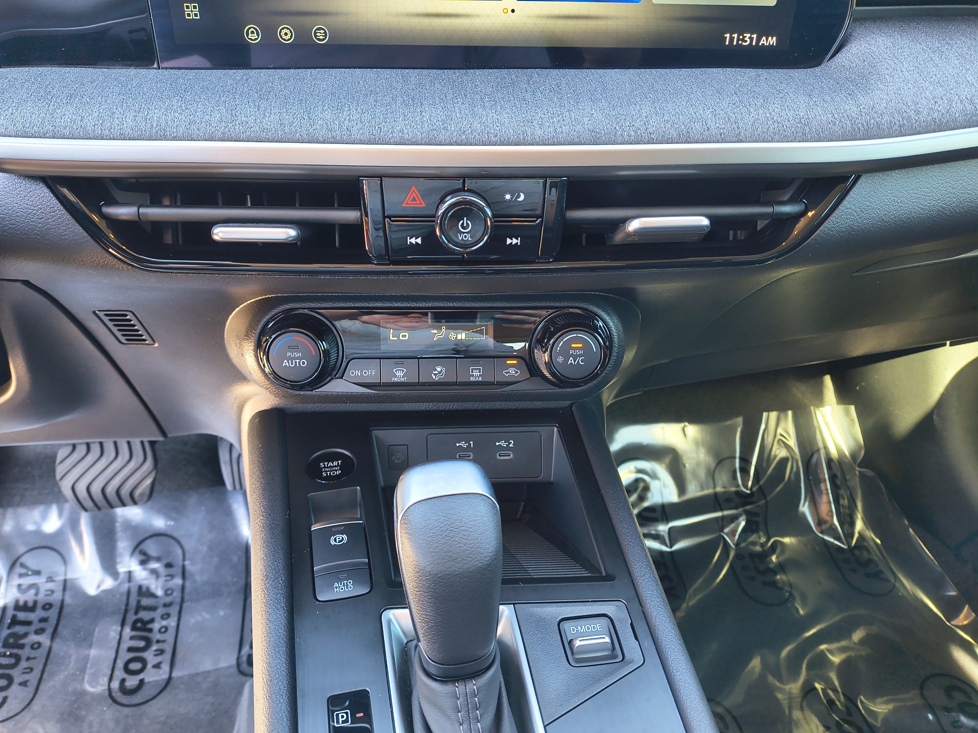 Used 2026 Nissan Kicks SV FWD image 27