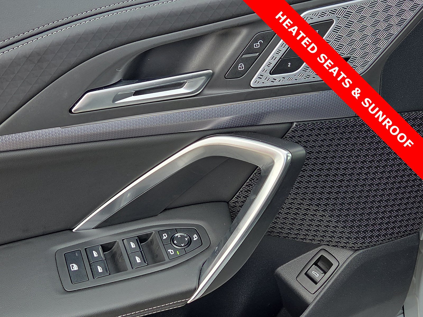 Used 2025 BMW X2 M35i AWD/4WD image 13