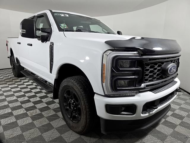 Used 2023 Ford F250 XL w/ STX Appearance Package image 4