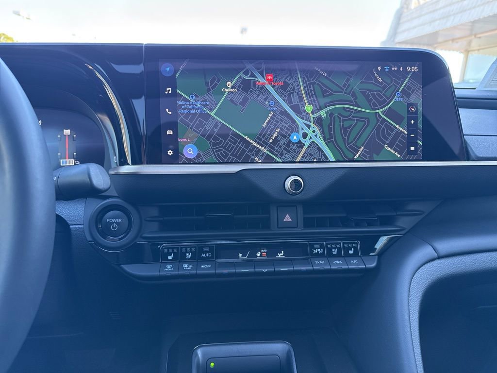 Used 2026 Toyota Crown Limited image 16