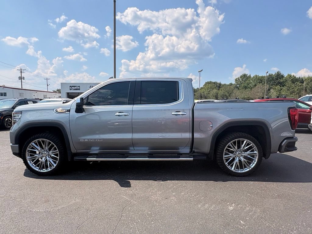Used 2023 GMC Sierra 1500 Denali AWD/4WD image 4