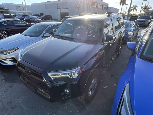 Used 2021 Toyota 4Runner SR5 image 9