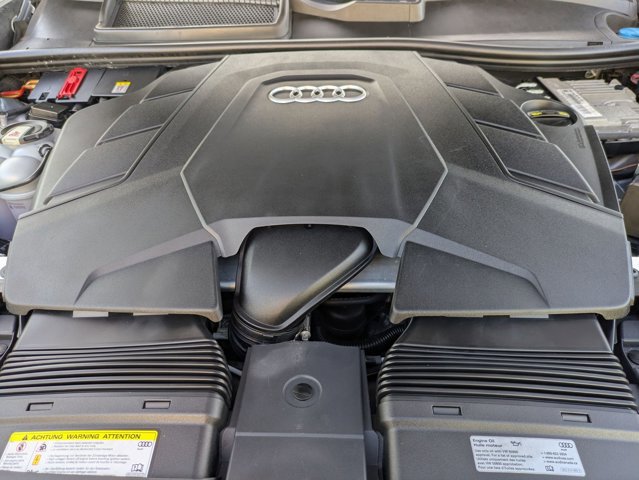 Used 2019 Audi Q8 Premium Plus w/ Premium Plus AWD/4WD image 23