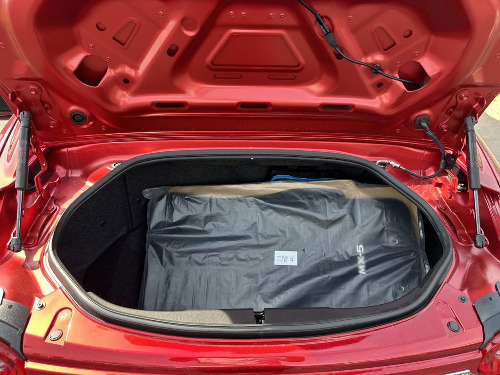 New 2026 MAZDA MX-5 Miata RF Grand Touring image 27
