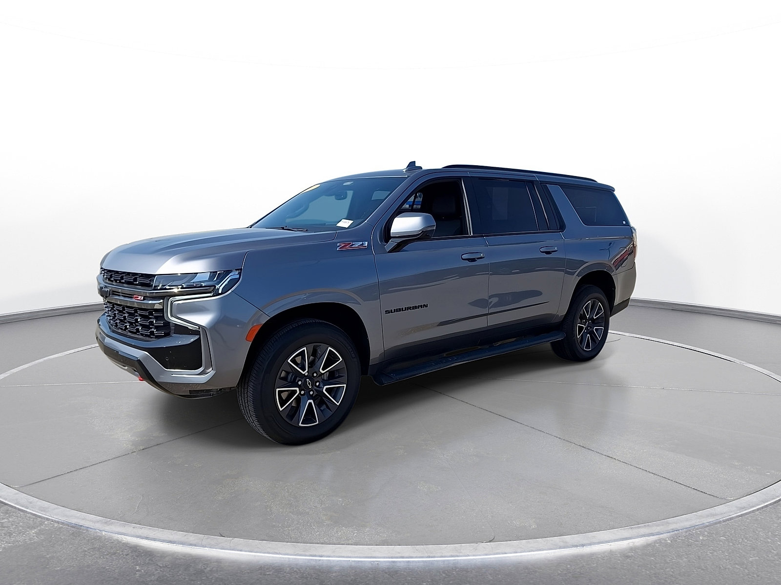 Used 2022 Chevrolet Suburban Z71 w/ Luxury Package AWD/4WD image 4