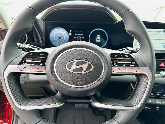 Used 2024 Hyundai Elantra SEL w/ Convenience Package image 15