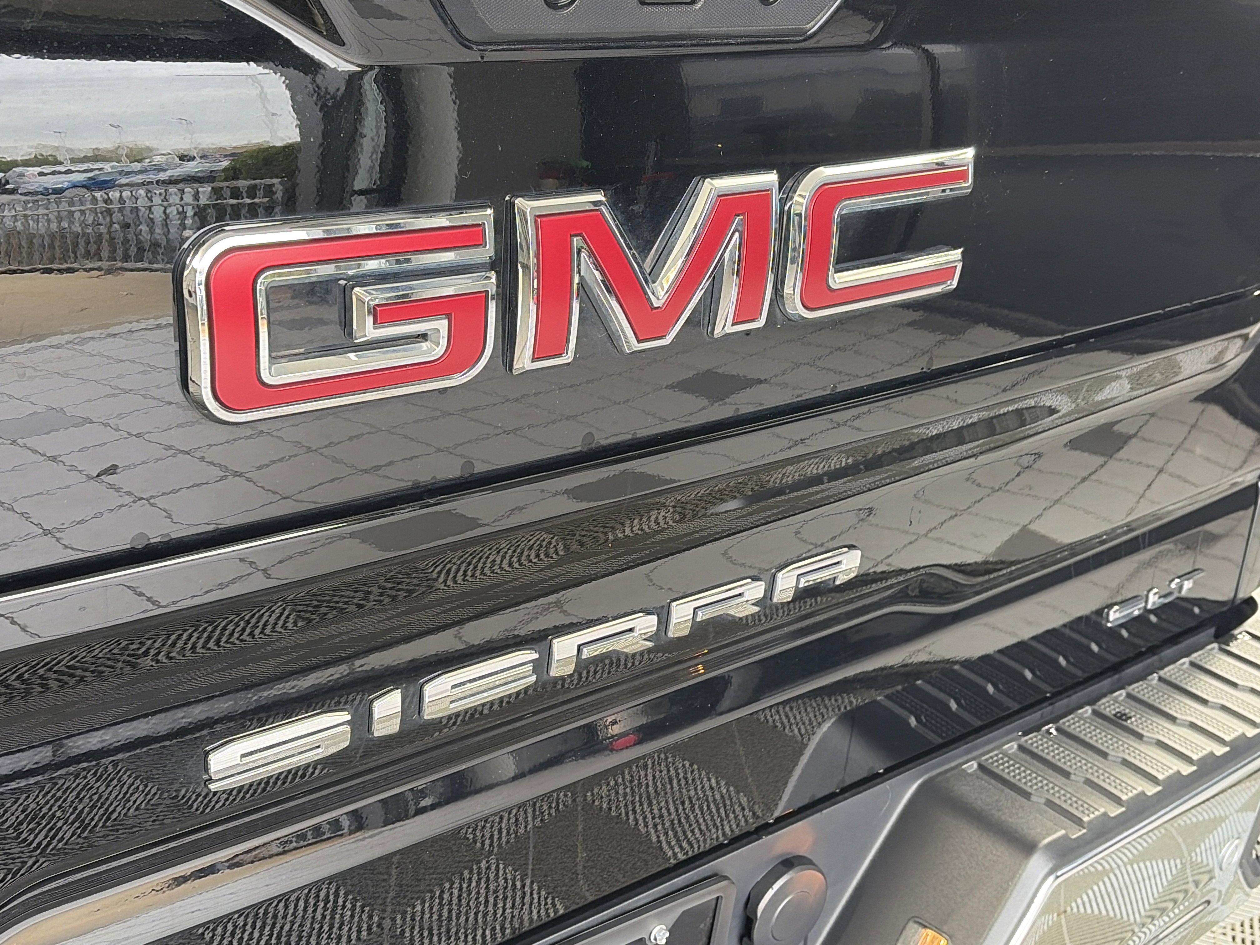 Certified 2024 GMC Sierra 1500 SLT w/ SLT Premium Plus Package AWD/4WD image 16