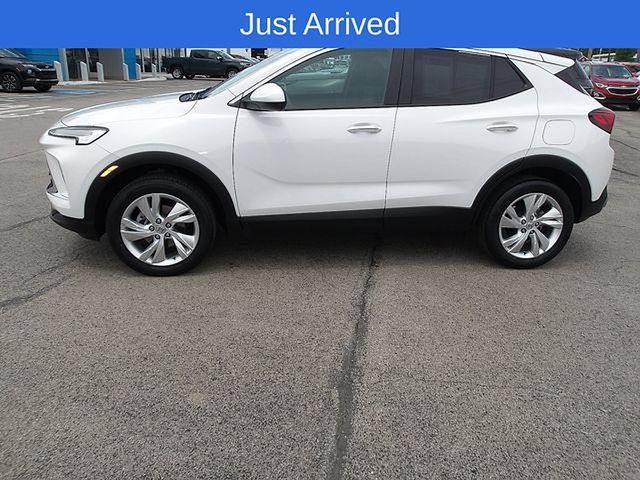 Used 2024 Buick Encore GX Preferred w/ Comfort Package AWD/4WD image 4