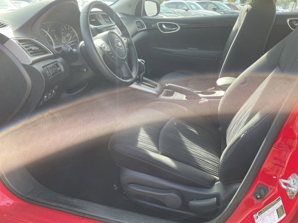 Used 2018 Nissan Sentra SV FWD image 9