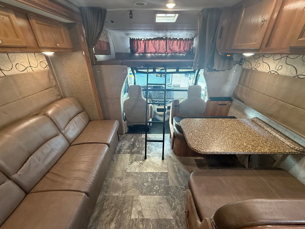 Used 2017 Ford E-450 and Econoline 450 Super Duty w/ Motorhome Prep Package RWD image 13