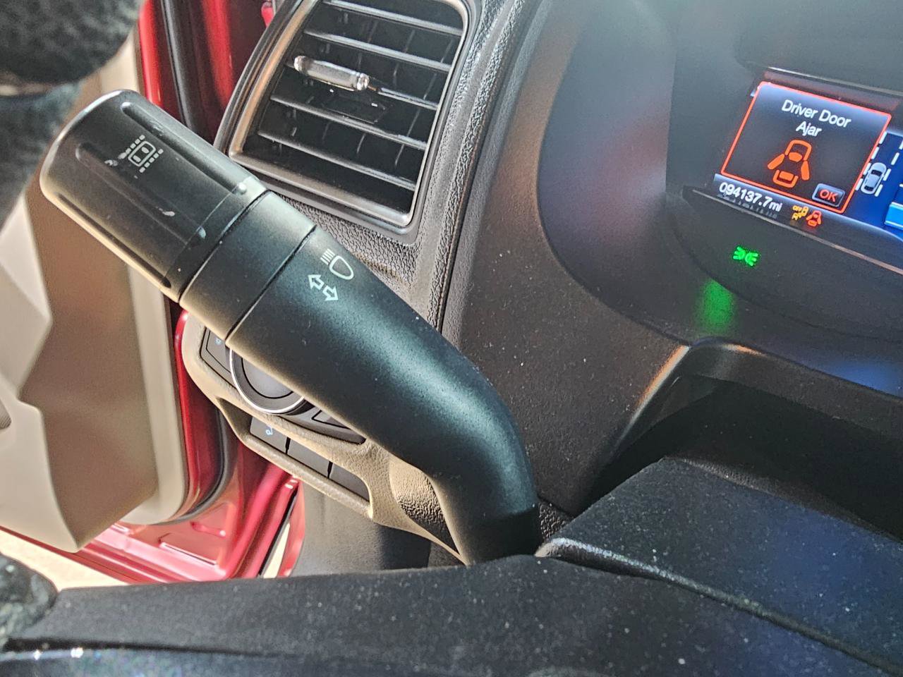 Used 2018 Ford Explorer XLT w/ Equipment Group 202A image 40