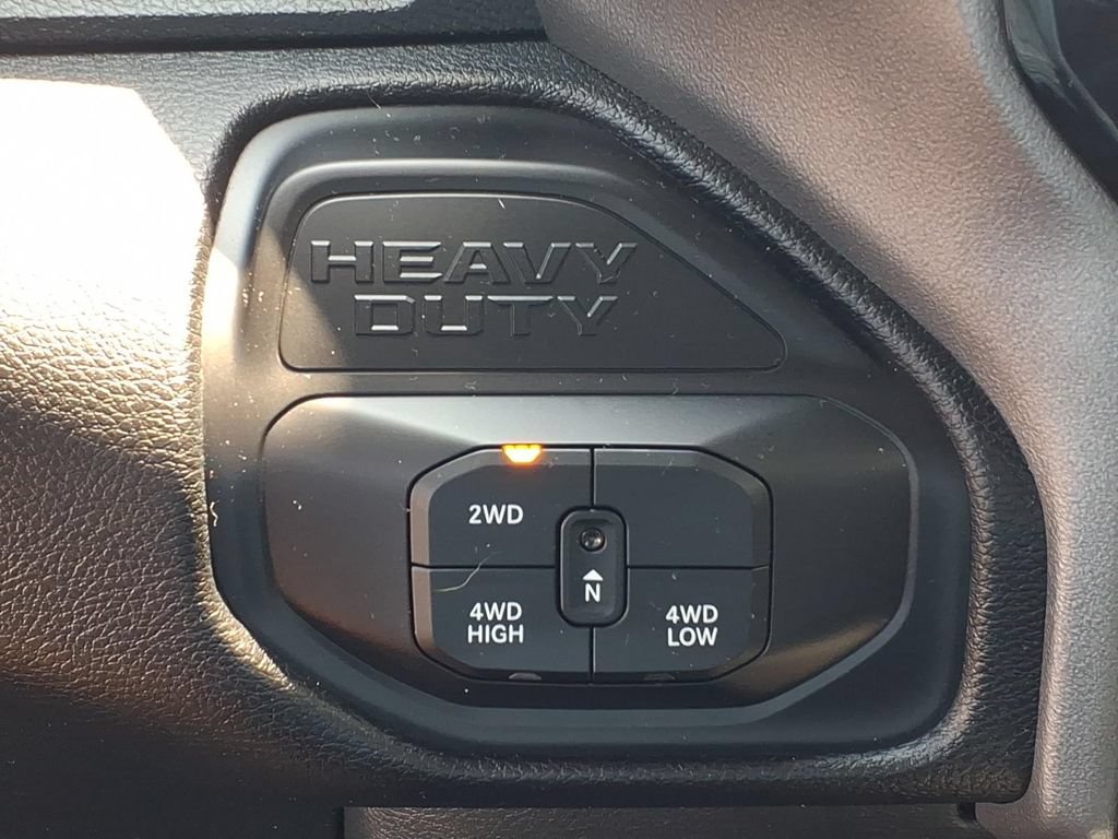 Certified 2025 RAM 2500 Big Horn AWD/4WD image 7