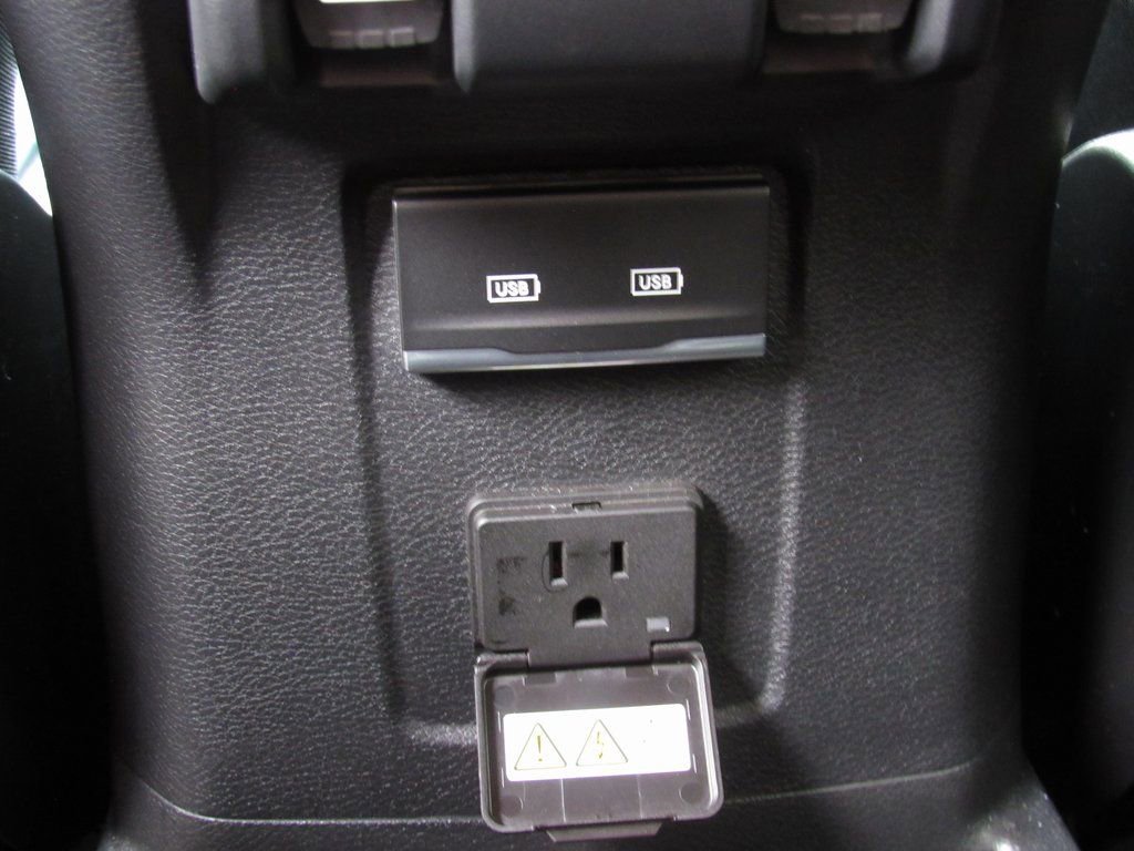 Used 2021 Jeep Wrangler Unlimited Rubicon 4xe w/ Steel Bumper Group image 32