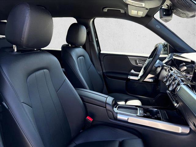Certified 2025 Mercedes-Benz GLB 250 GLB 250 image 25