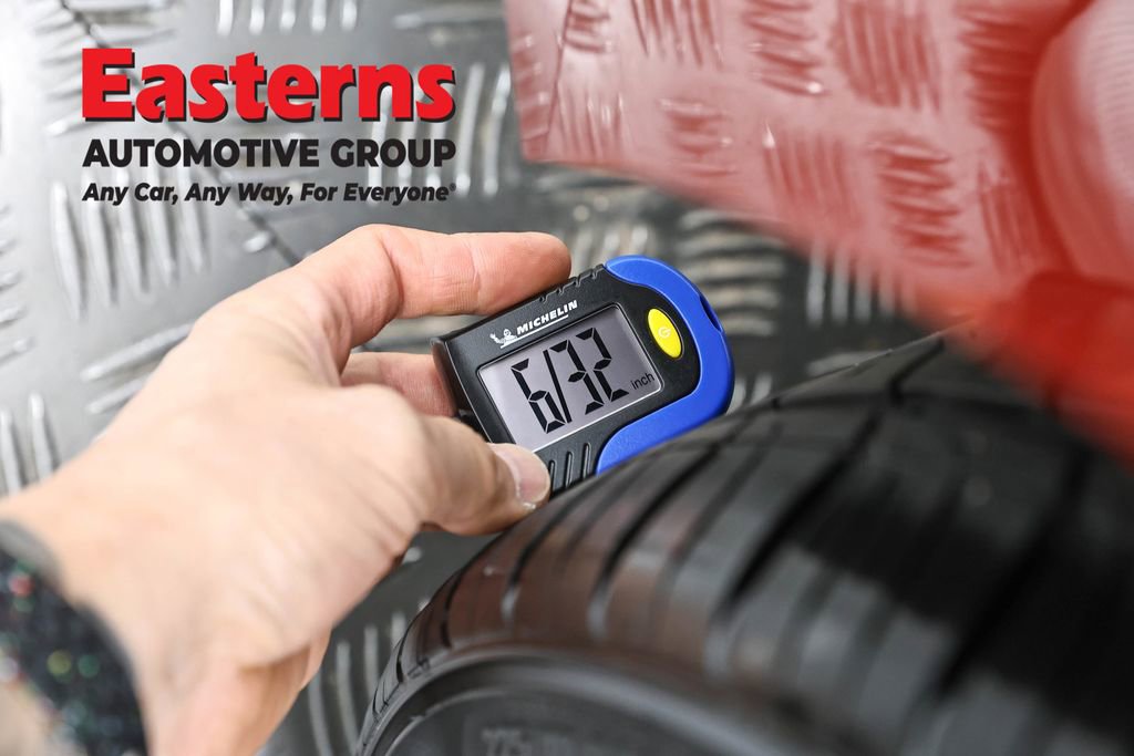 Used 2019 Toyota Corolla XSE FWD image 29