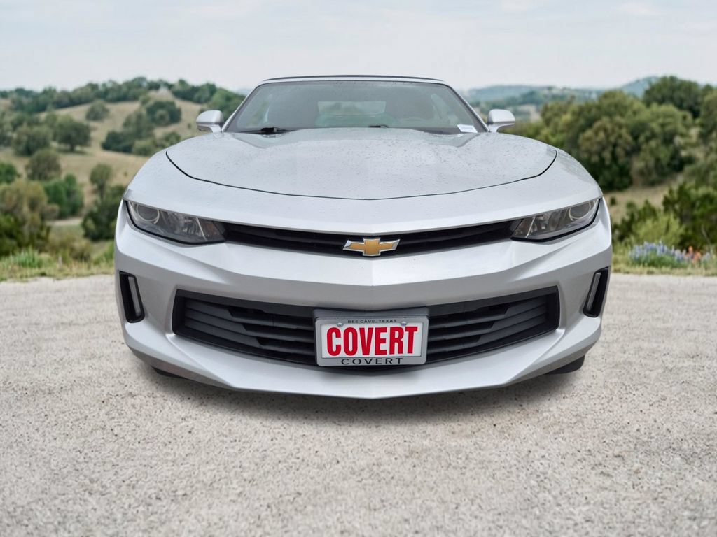 Used 2018 Chevrolet Camaro LT RWD image 2