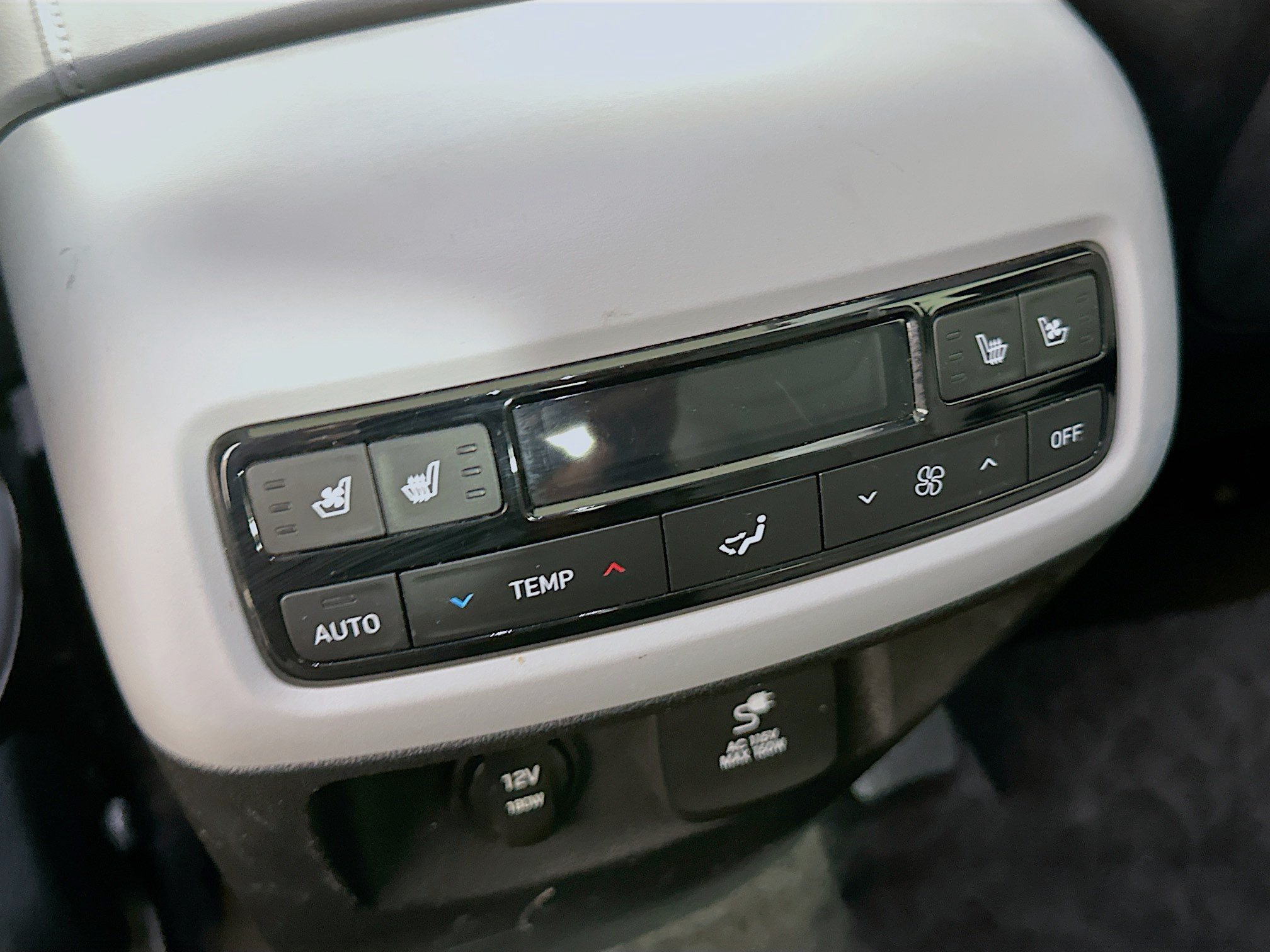 Used 2024 Hyundai Palisade SEL w/ Premium Package FWD image 28