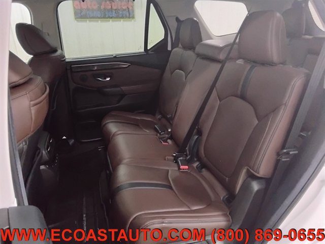 Used 2025 Honda Pilot Elite image 13