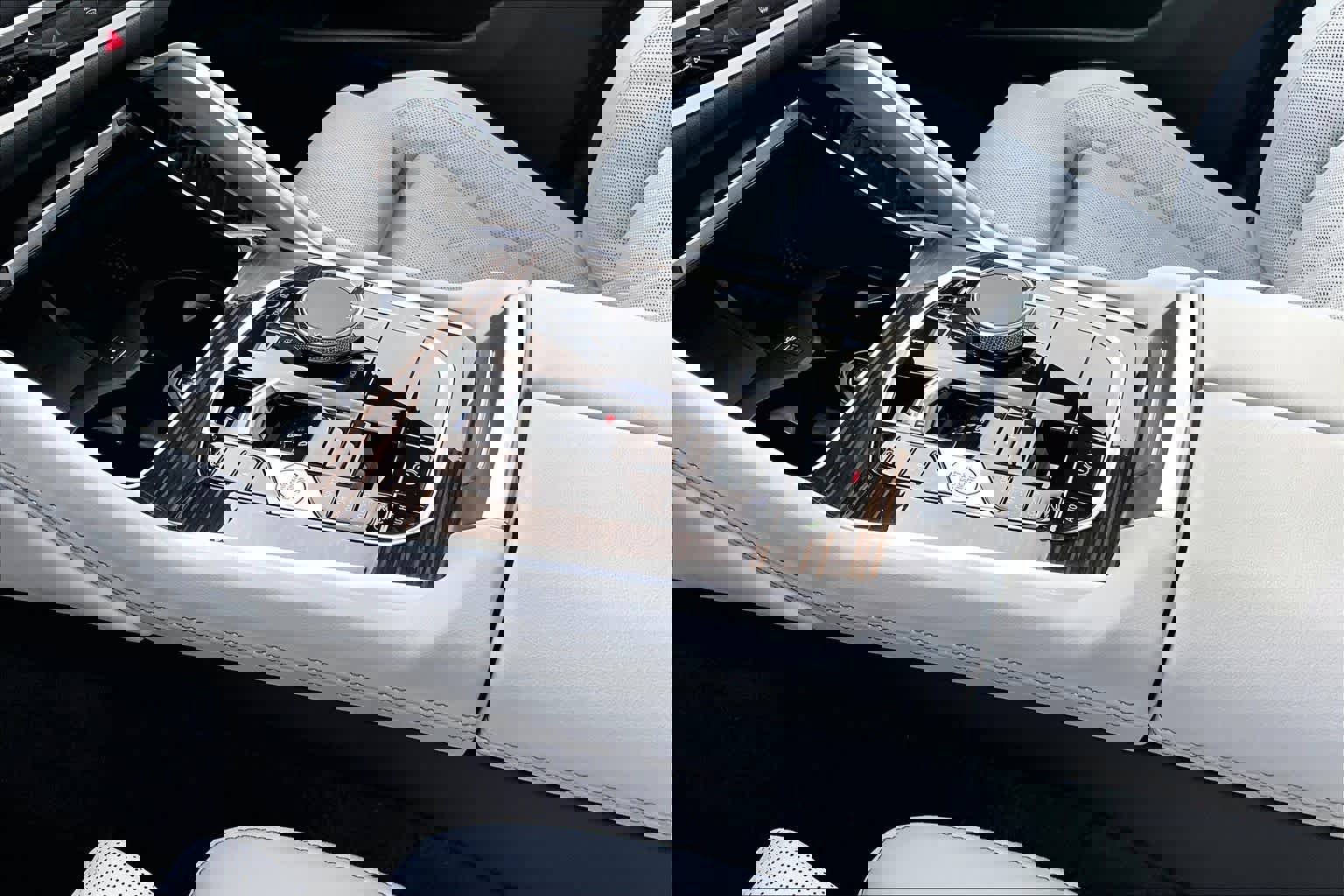 Certified 2026 BMW X6 xDrive40i image 18