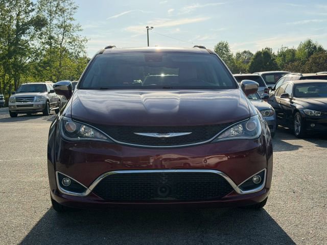 Used 2017 Chrysler Pacifica Limited FWD image 8