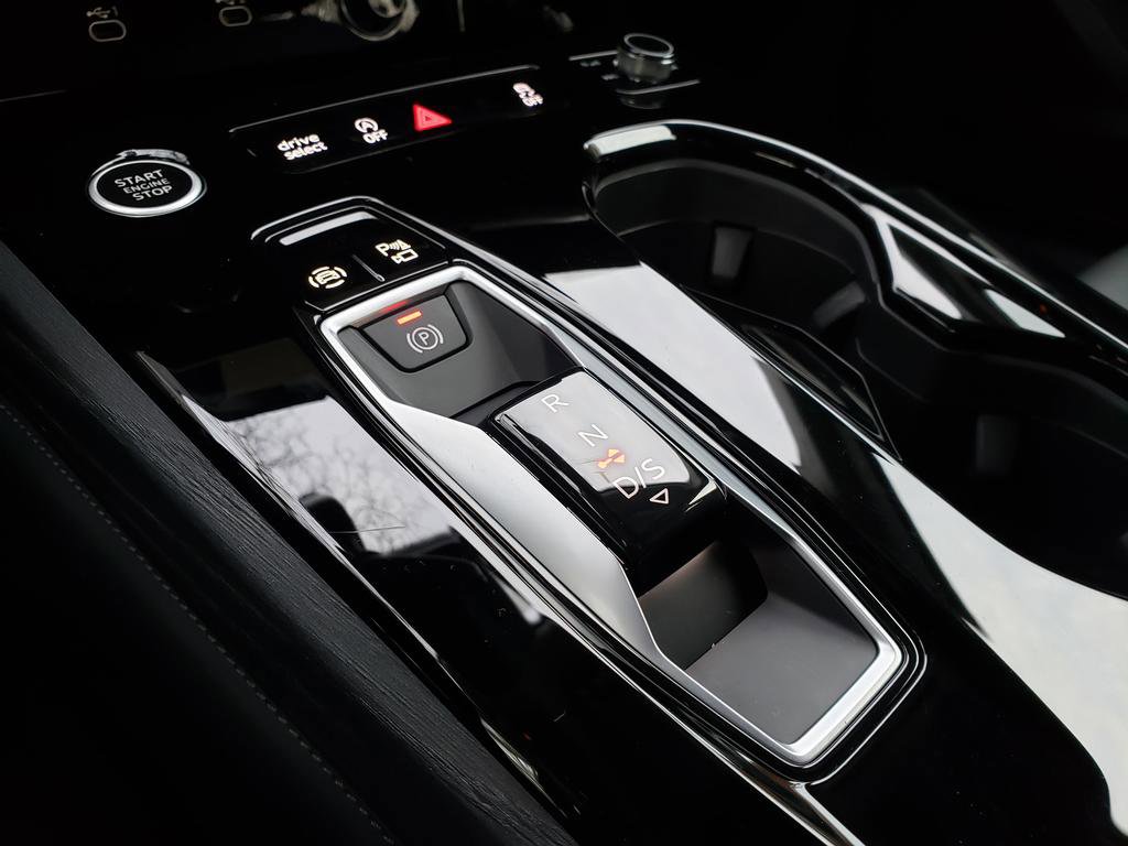 Used 2025 Audi A5 2.0T Premium w/ Convenience Package image 25