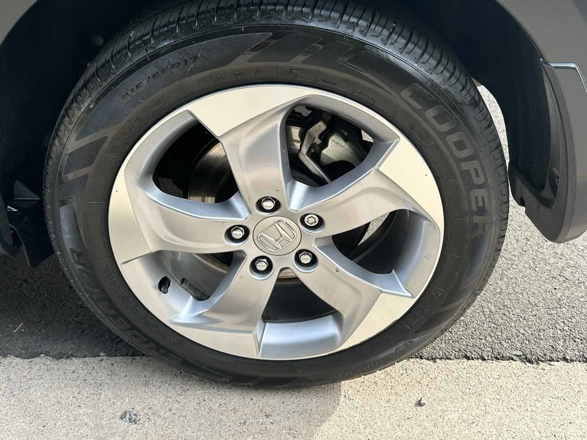 Used 2017 Honda HR-V LX image 51