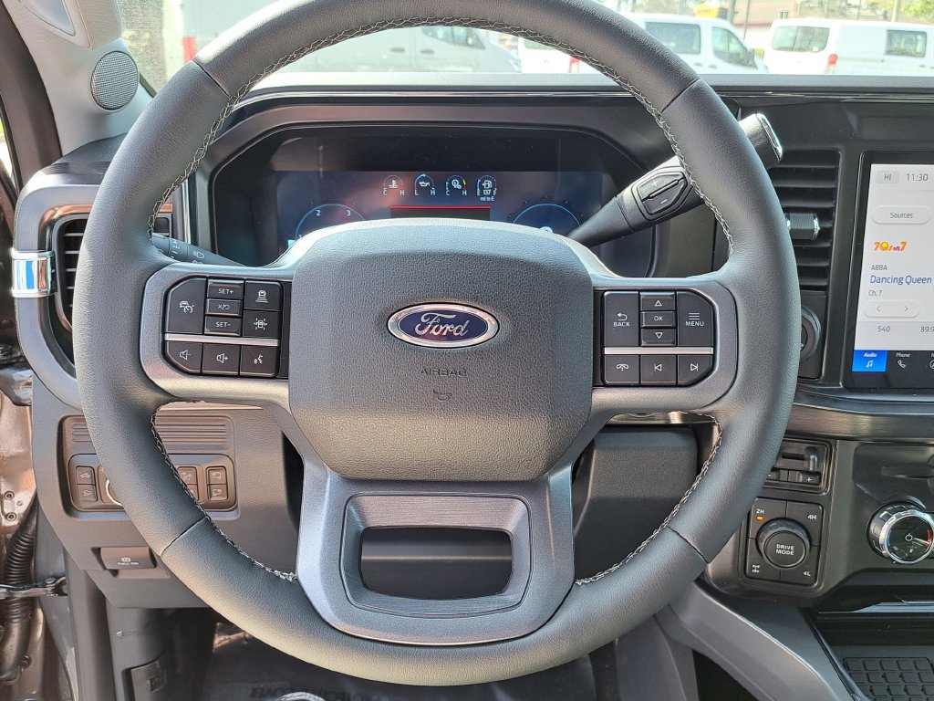 New 2026 Ford F350 Lariat w/ Lariat Premium Package AWD/4WD image 11