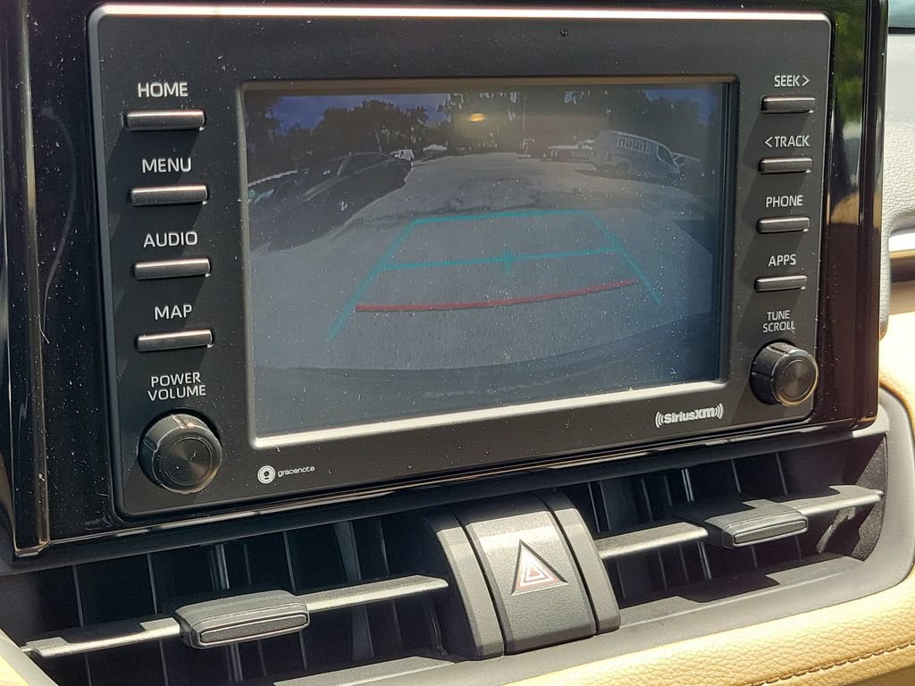 Used 2022 Toyota RAV4 LE FWD image 31