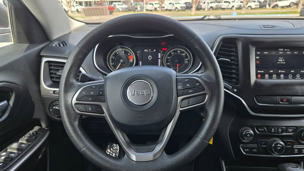 Used 2020 Jeep Cherokee Latitude image 13