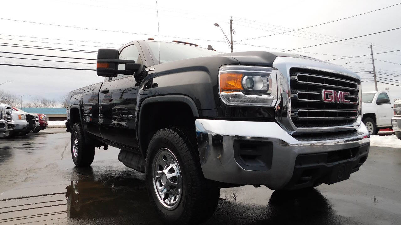 Used 2017 GMC Sierra 3500 4x4 Regular Cab w/ Sierra Convenience Package image 3