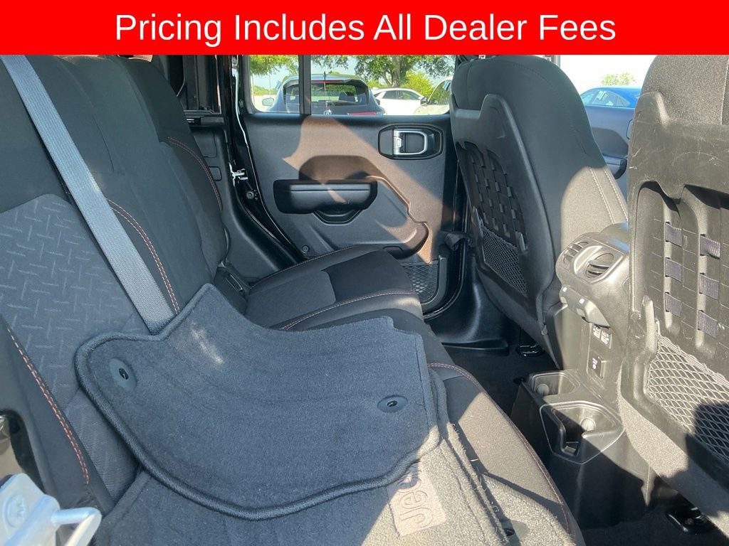 Used 2021 Jeep Gladiator Mojave w/ Cold Weather Group AWD/4WD image 5