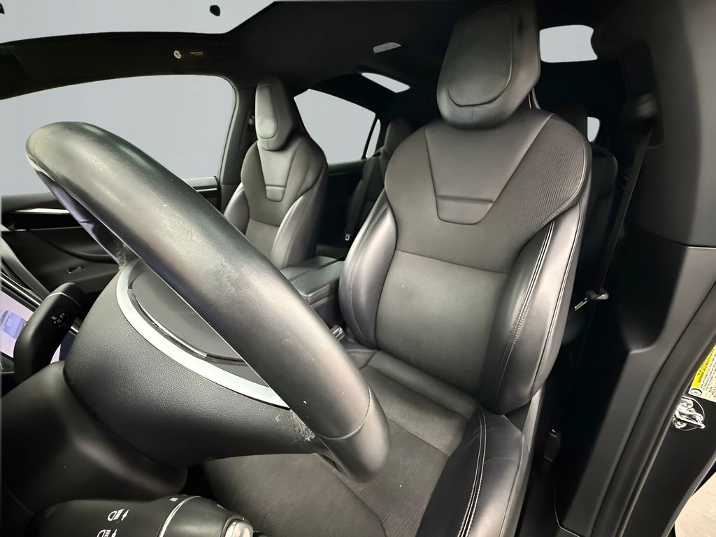 Used 2017 Tesla Model X 75D image 11