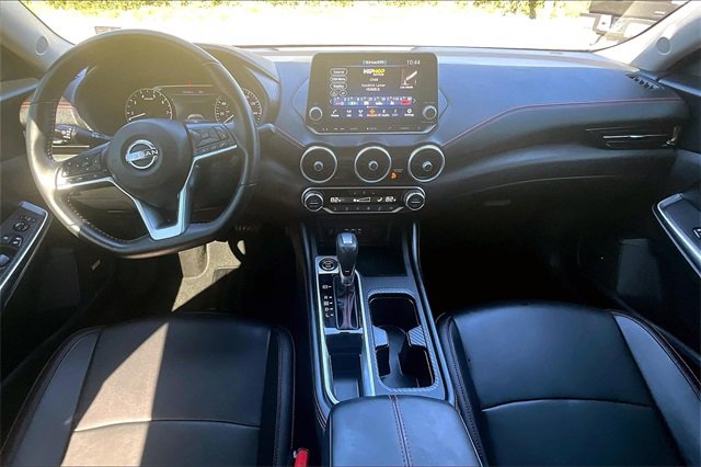 Used 2024 Nissan Sentra SR w/ SR Premium Package image 15