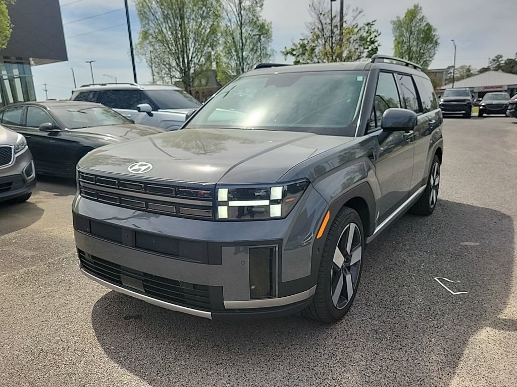 Used 2024 Hyundai Santa Fe Limited image 1