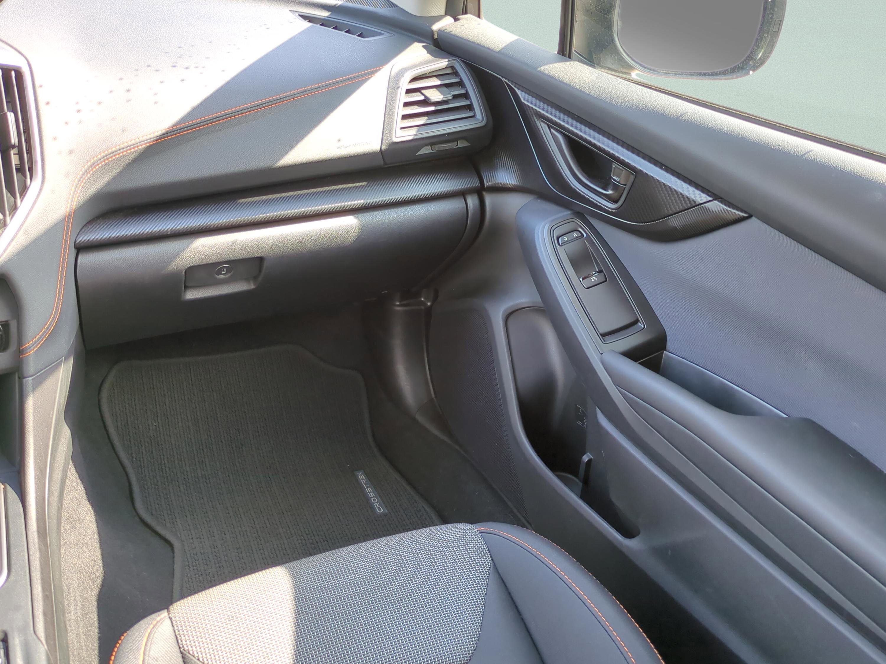 Used 2021 Subaru Crosstrek 2.0i Premium w/ Moonroof Package image 16