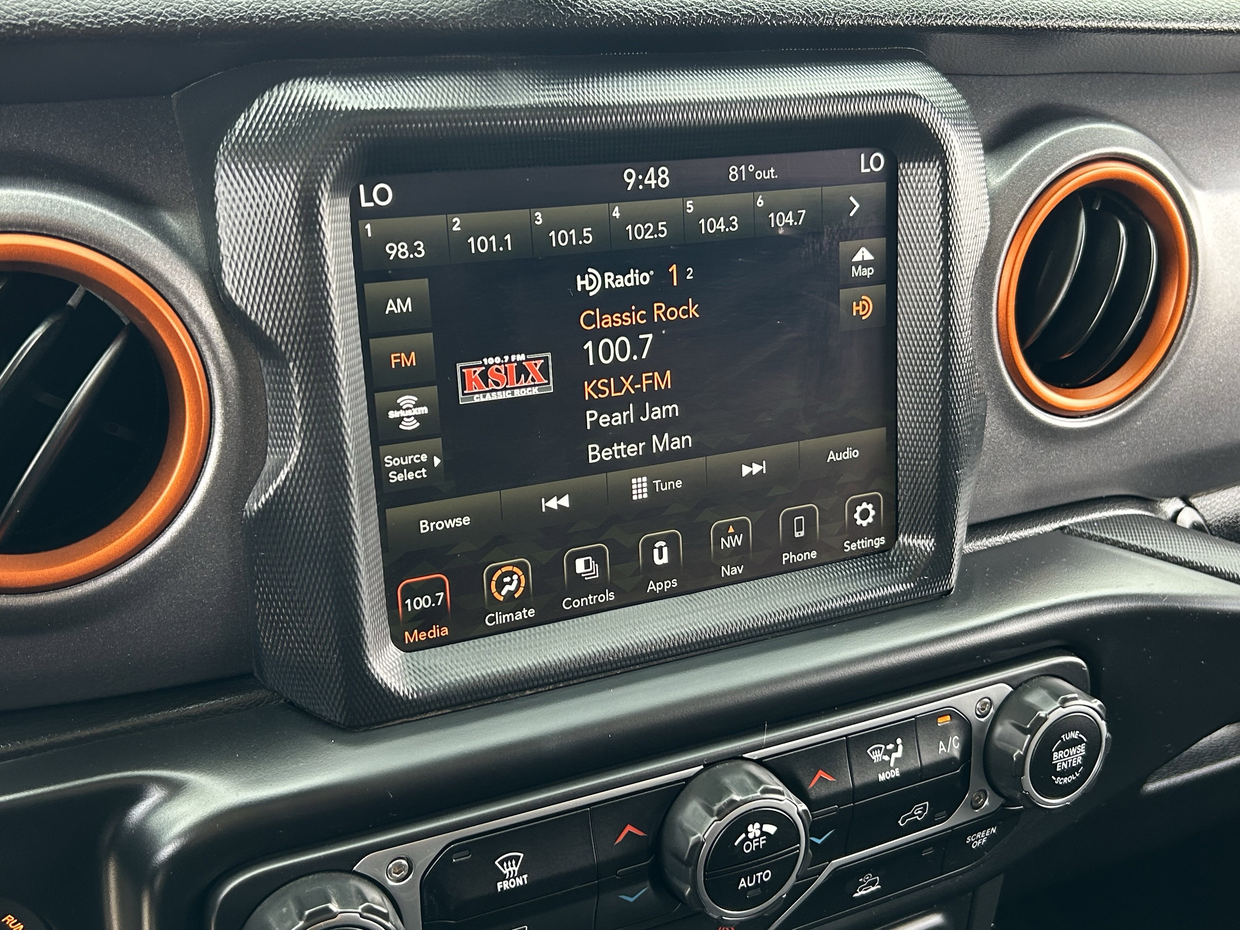 Certified 2021 Jeep Gladiator Mojave AWD/4WD image 27