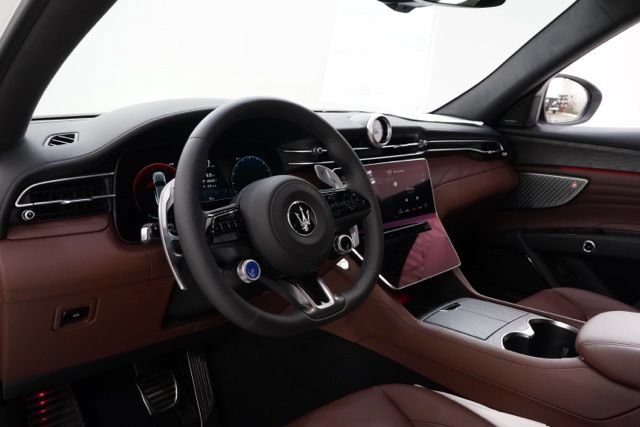 New 2025 Maserati Grecale Modena AWD/4WD image 15