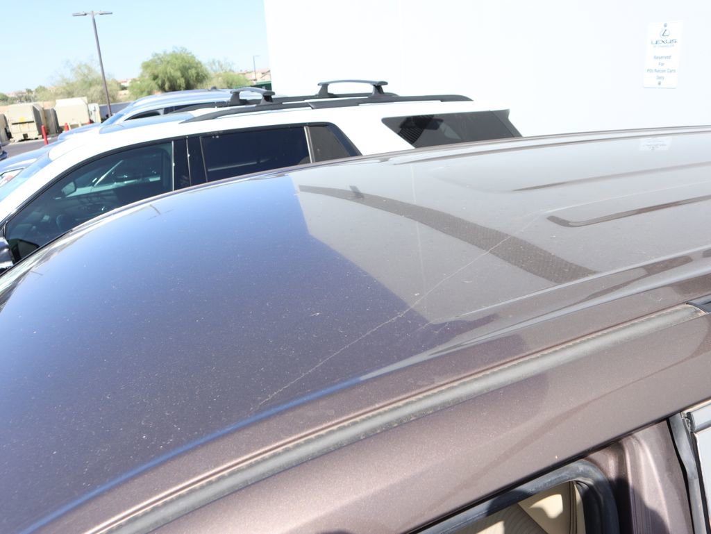 Used 2018 Toyota Highlander Plus FWD image 5