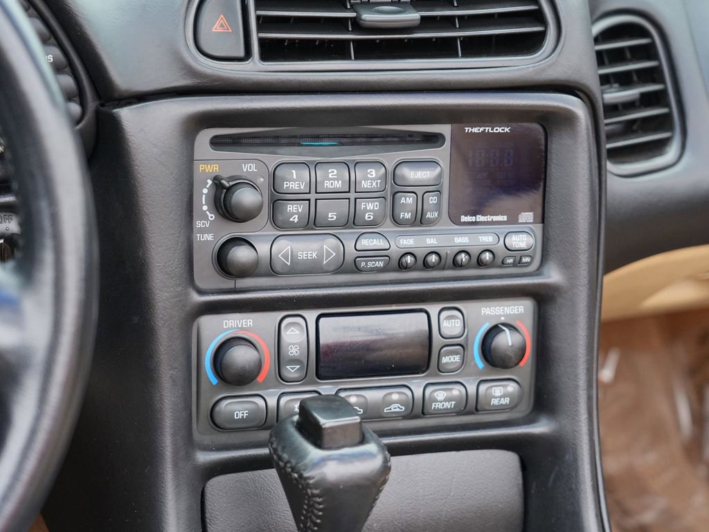 Used 2002 Chevrolet Corvette Convertible w/ Preferred Equipment Group2 image 20