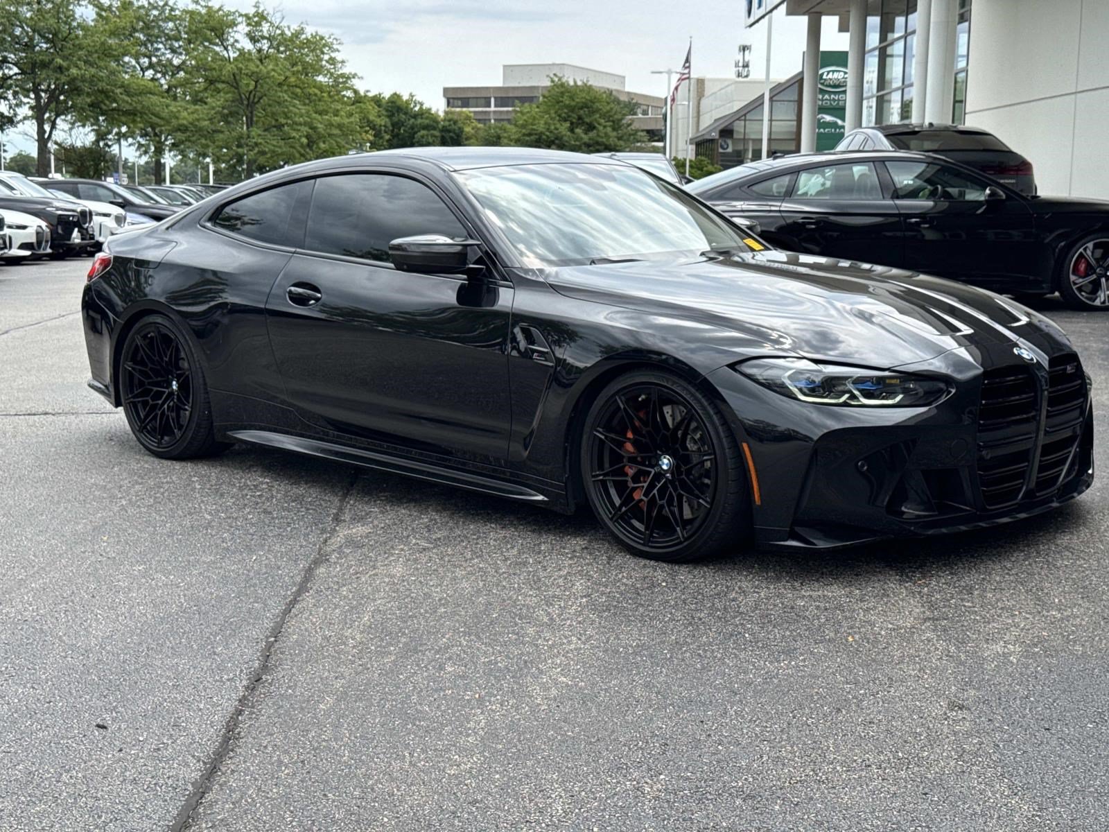 Used 2022 BMW M4 xDrive Competition w/ M Carbon Exterior Package AWD/4WD image 3
