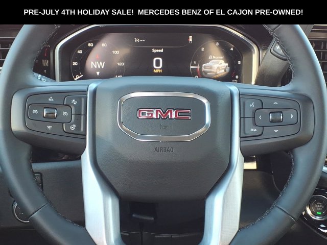 Used 2026 GMC Sierra 1500 Elevation w/ Elevation Select Package RWD image 9