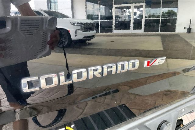 Used 2020 Chevrolet Colorado ZR2 w/ ZR2 Midnight Special Edition AWD/4WD image 22
