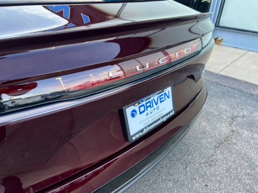Used 2023 Lucid Air Touring AWD/4WD image 11