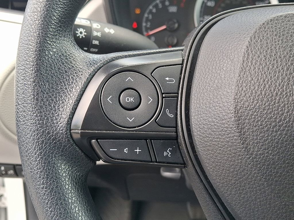 Used 2022 Toyota Corolla Cross L AWD/4WD image 26